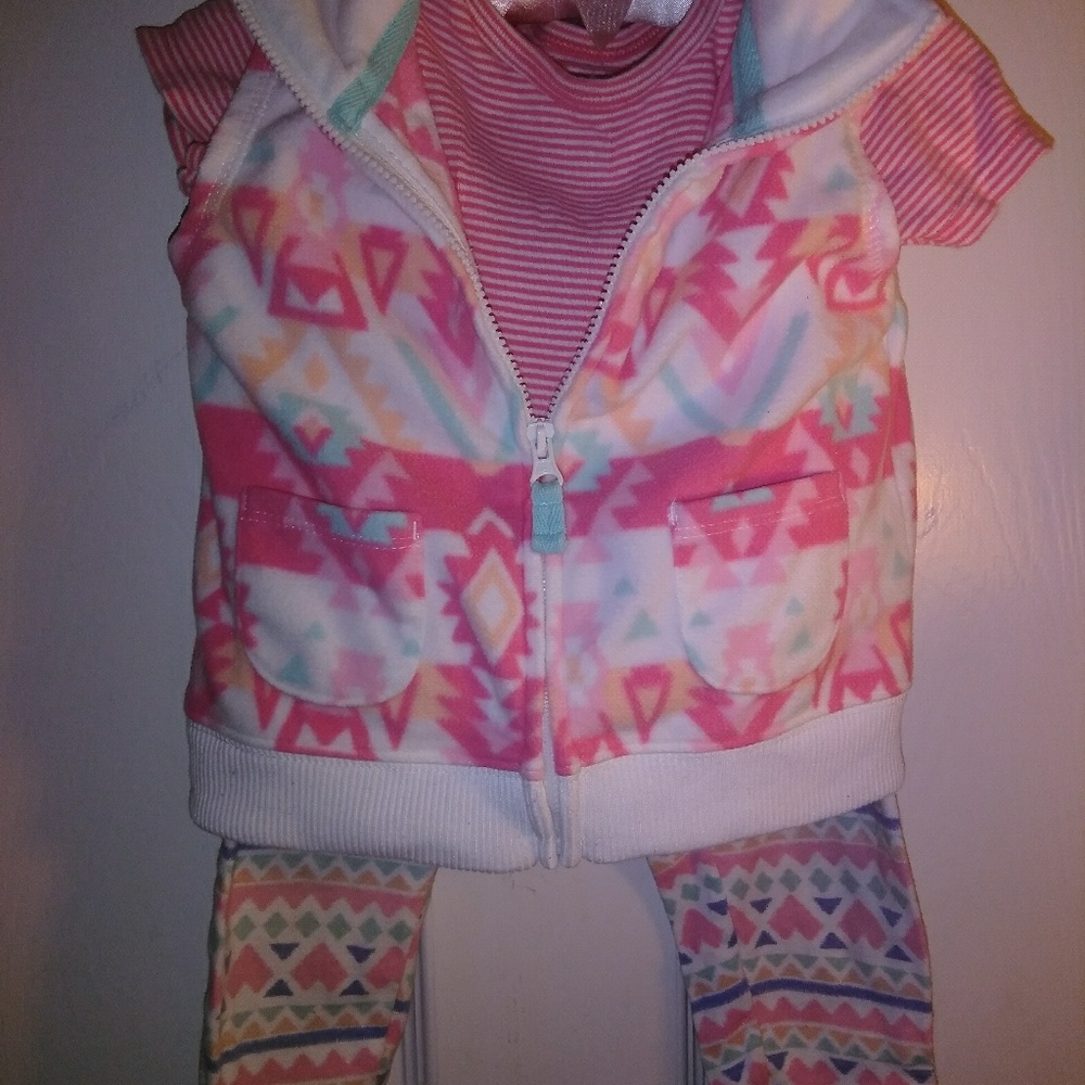 Carter's 3 piece outfit